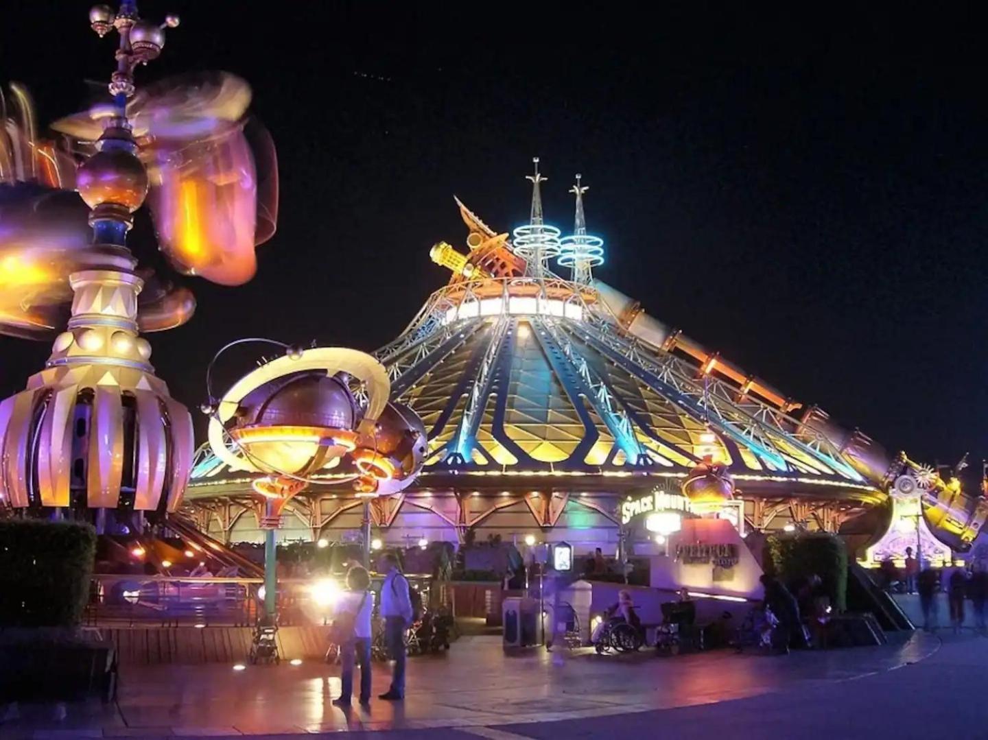 Magic Studio - Disneyland Paris Shopping Village 9 Minutes Шеси Екстериор снимка